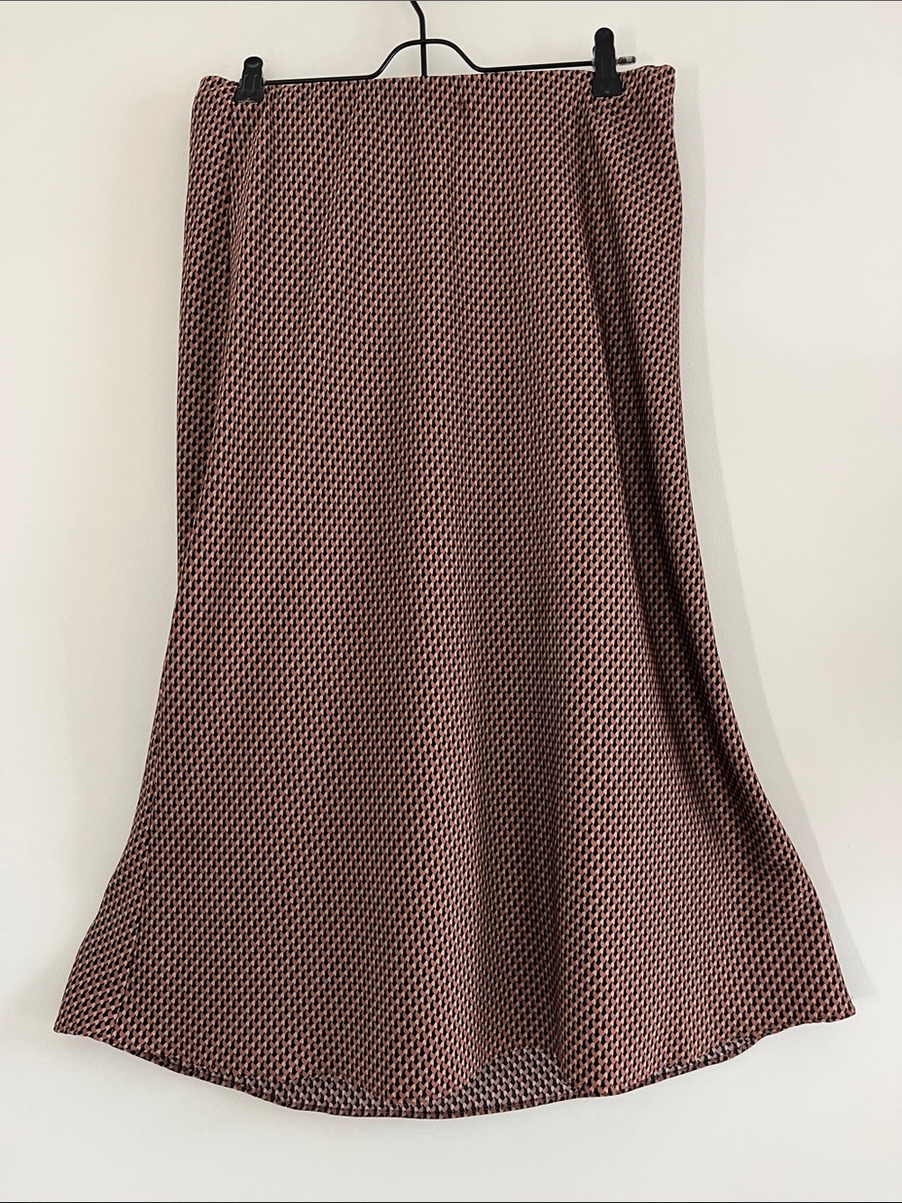 Adrianna Papell Geometric Midi Skirt in dark dusty rose & Black Medium Like New